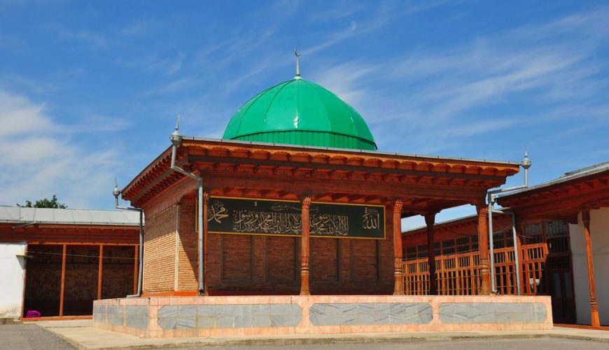 MAUSOLEUM OF HAZRATI SHOH