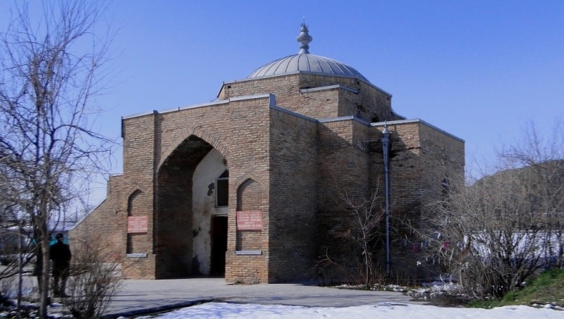 MAUSOLEUM “MAHDUMI AZAM”